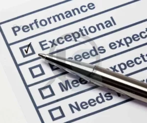 Checklist de desempenho com opções de avaliação de qualidade e conformidade.
