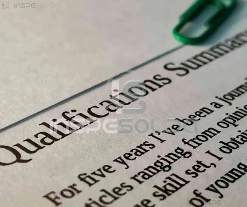 Manutenção de soldador 8 Documento com a palavra “Qualification” sublinhada em verde.