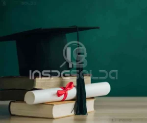 Qualificação de soldadores em Osasco 1 Chapéu de formatura sobre um diploma, representando a qualificação de soldadores.