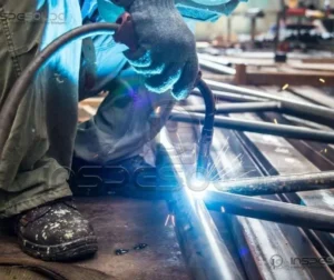 Soldagem e Inspeção 42 Soldador atuando com técnicas antigas sem atualização técnica – Inspesolda.