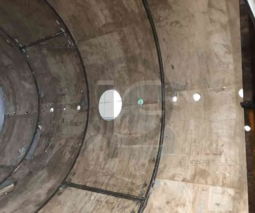 Laudo de Inspeção NR13 19 Interior da caldeira ou vaso de pressão em inspeção técnica.