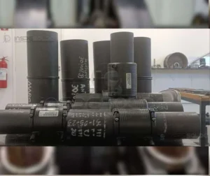 Conexões industriais soldadas por eletrofusão em tubulações de grande porte.