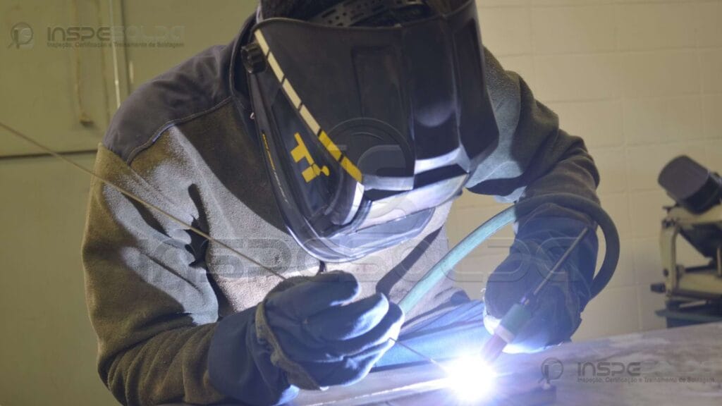 Qualificação de Soldadores/Operadores de Soldagem