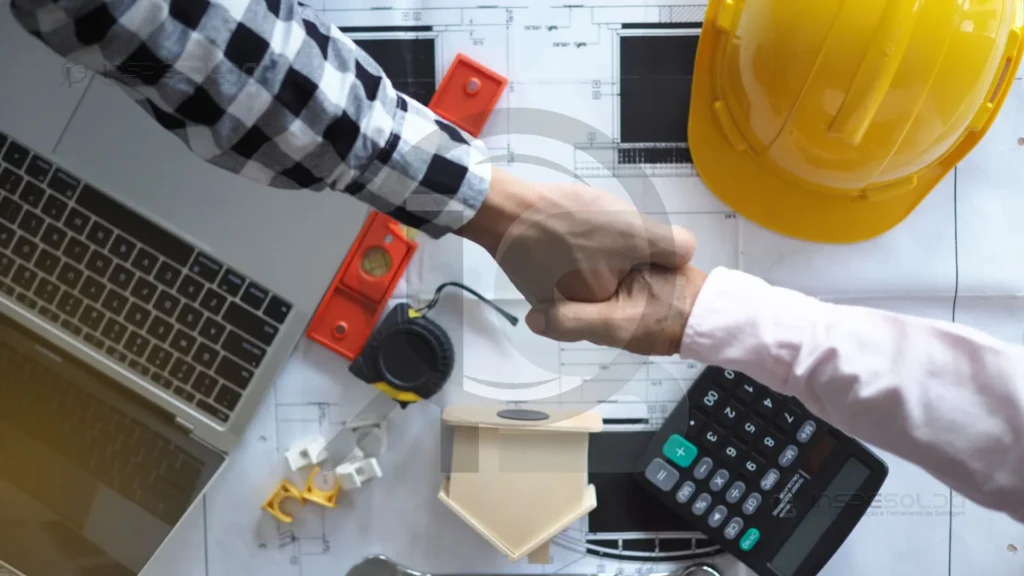 Engenheiro revisando equipamentos e cálculos para selecionar fornecedores industriais alternativos, garantindo eficiência e qualidade nos processos.